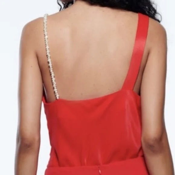 Zara Asymmetrical Pear Detail Top - Picture 3 of 11